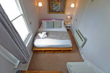 m4zqg4nr9zfuh9ulhuyb.jpg