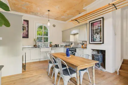 biqxfw85a3mr09e5aqvx