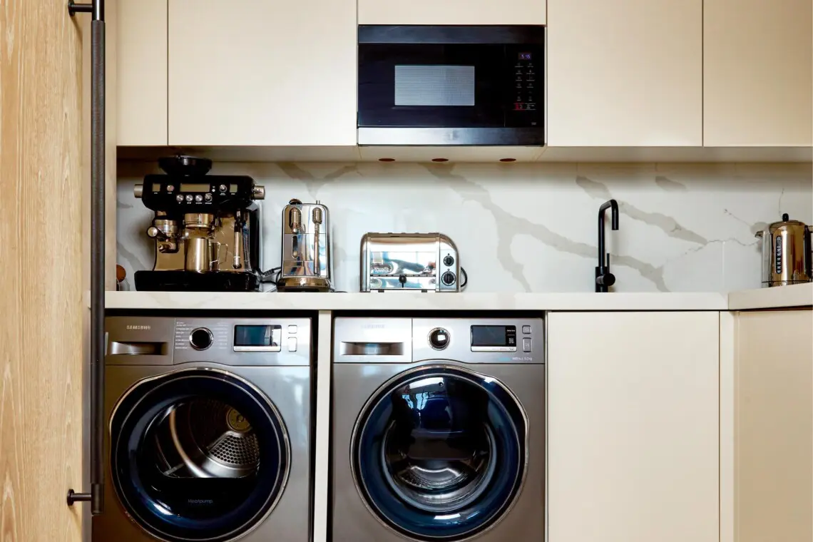 h4ej9f3ejyom5p3mu677