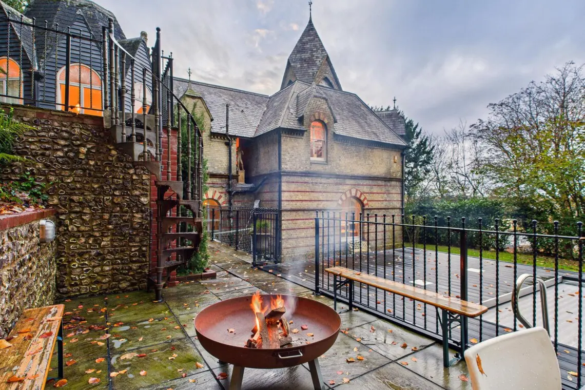 pffsblczqwutvtajeoyx