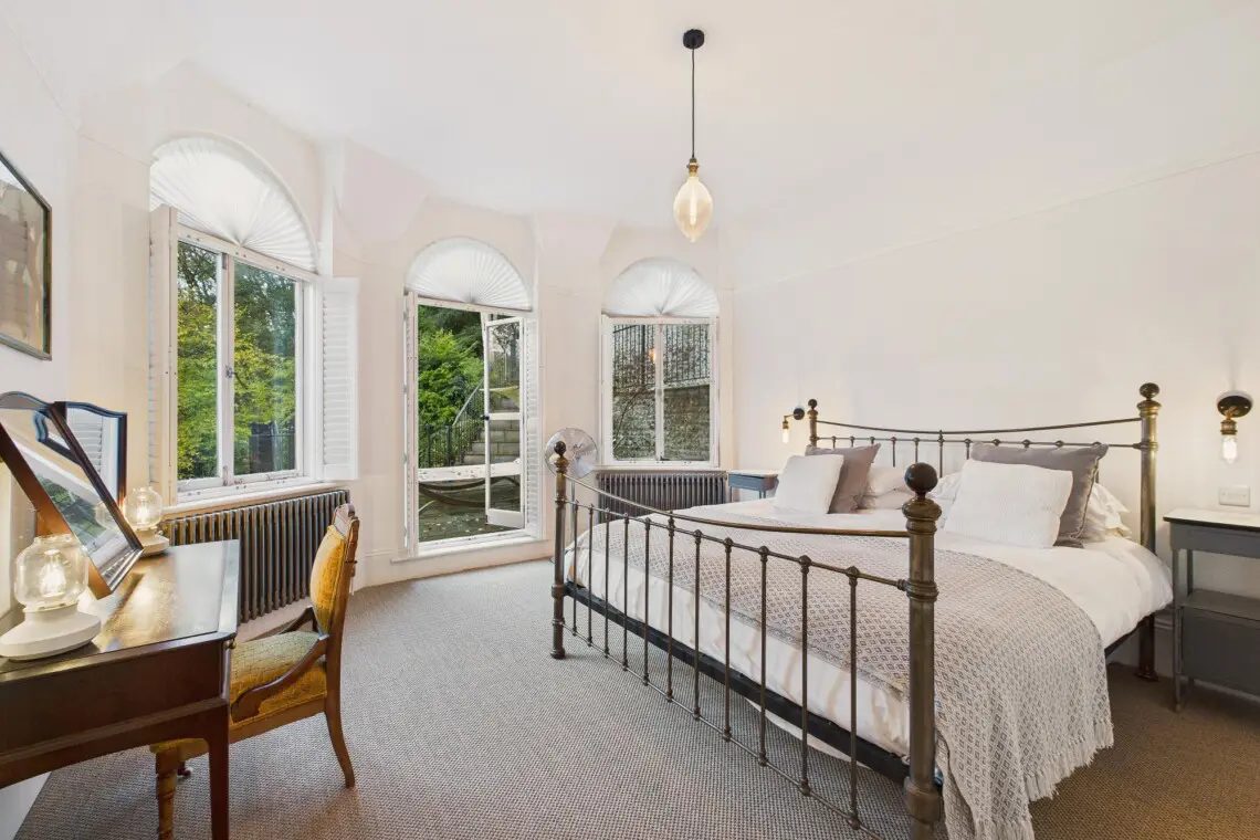 r4yphsl1eonaapqylihm