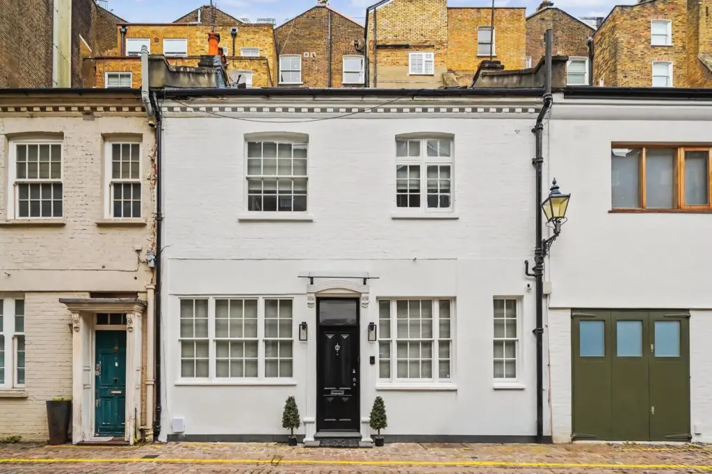 apuq6vq8mvz1jcnmyer7