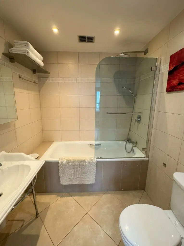 heqscxfiyaqrokbg2dqt