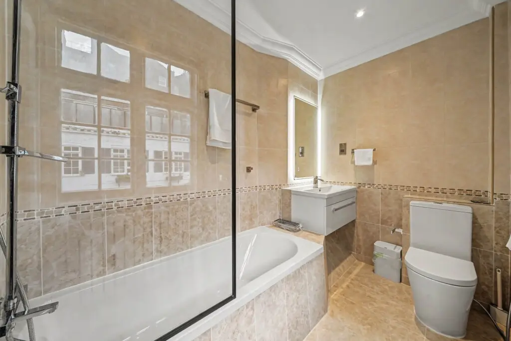 rugfjimbvmcotxuajj9r