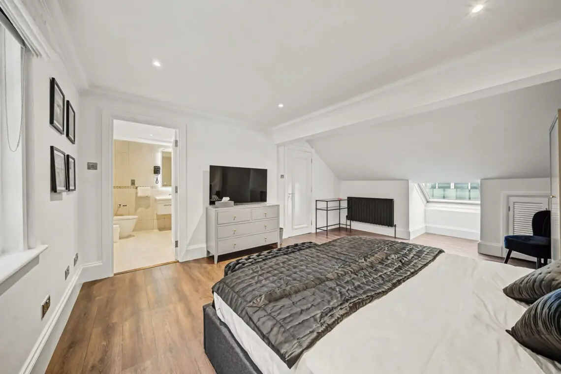 uvvi2e8m90uwptcgh4x9