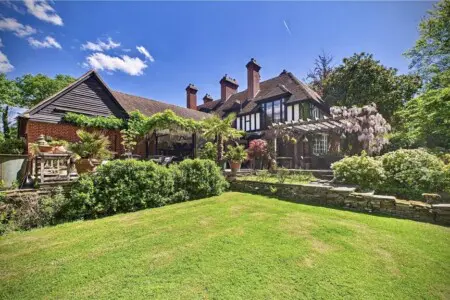 c6jjjxkuuvkdemhpop72