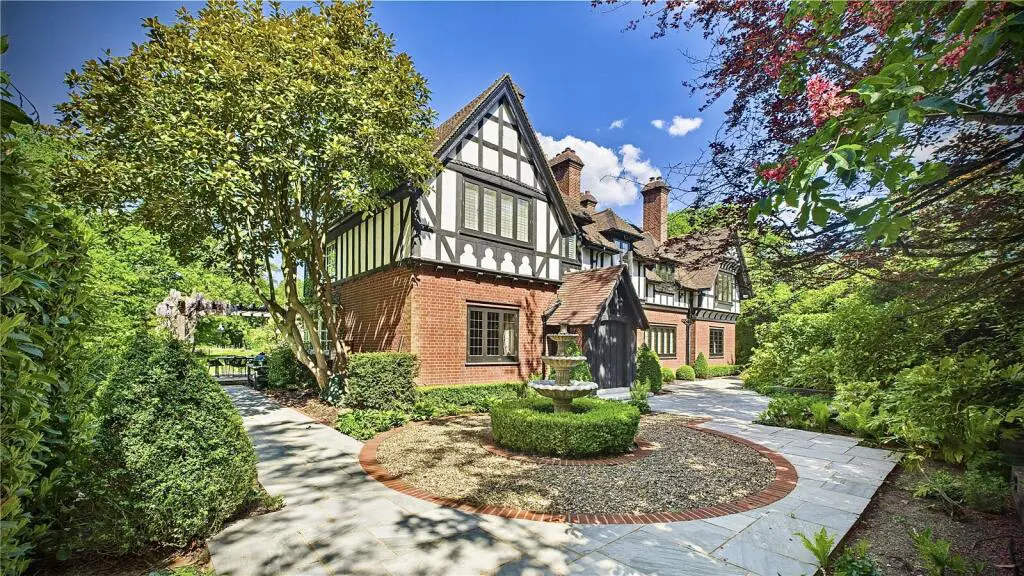 outljh7tsgbhrrqjkr07